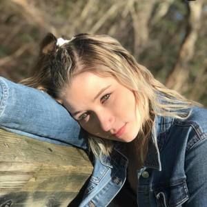 Meet your Posher, Aleigha